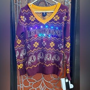Vintage Washington Redskins Holiday
Lights Bluetooth Speaker Sweater  FOCO Large